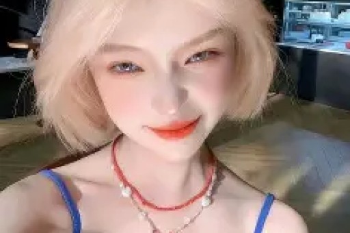 婚前车内激吻出轨玩过14位男星47岁玉女至今未婚无人敢娶