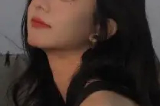 两女主播连麦PK爆发争吵只因“狗撒尿”的惩罚动作不专业？
