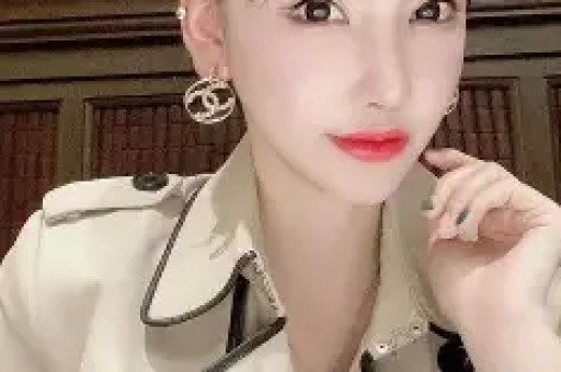 佛山高颜值女老师出轨多人大尺度细节曝光：疑是当地领导千金